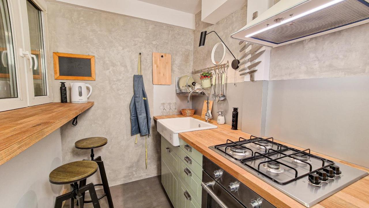 Spacious Flat With Amazing View - Fast Wifi Apartament *